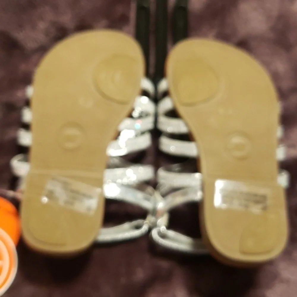 Toddler Wonder Nation‎ Sandals size 4 NWT